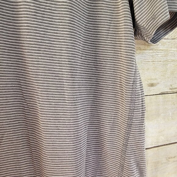 Size Medium Men's Workout/Exercise Set Short, Tanks and T-Shirt - Picture 14 of 16